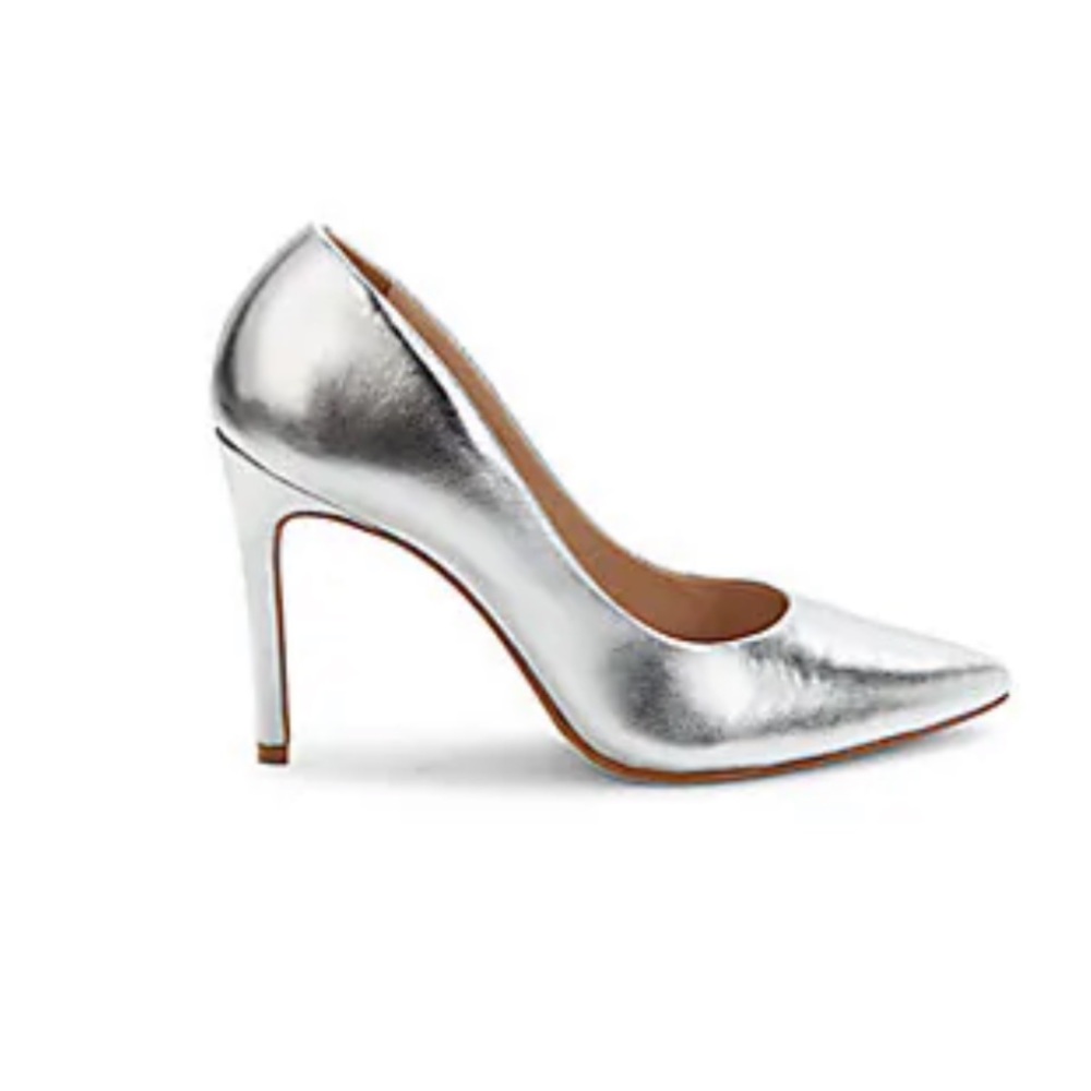 NWT silver metallic pumps